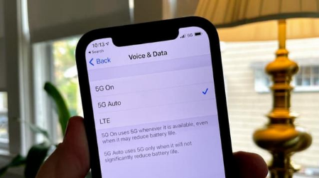 杭锦苹果手机维修分享iPhone 12如何打开或关闭5G网络 